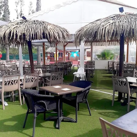 Campsite Charmant Mobilhome - 2 Chambres - Camping 4 Etoiles 4*